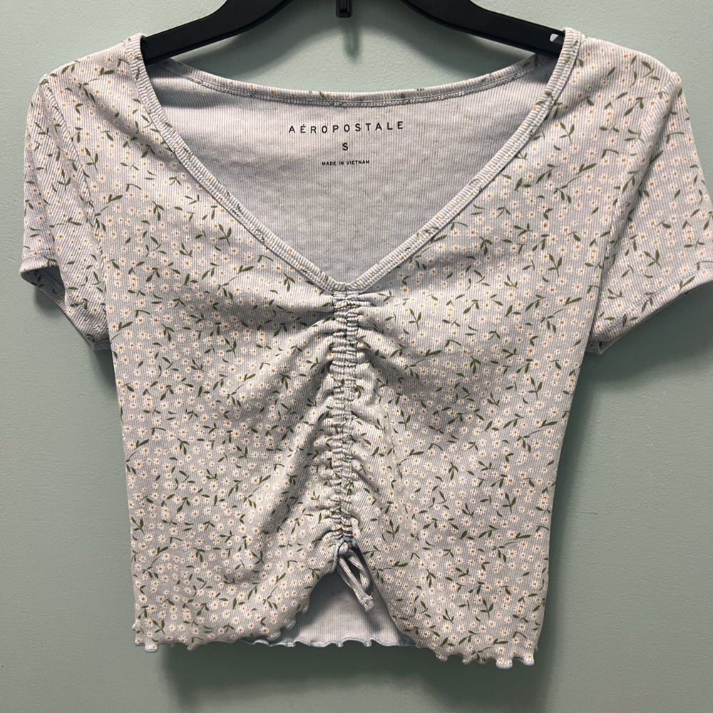 Aeropostale floral crop top
